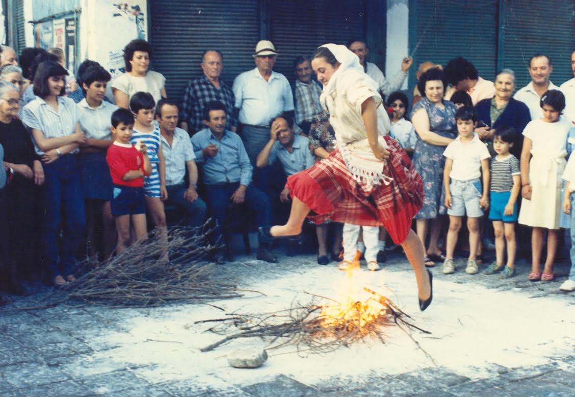 Πηδώντας τη φωτιά (Κάψαλα 1986)