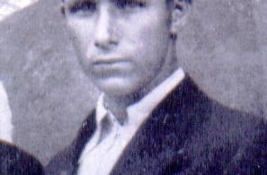 Γιώργος Αγρίτης. Σκοτώθηκε στο Περίτονο στις 11-1-1947.