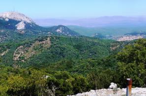 Η θέα από τον Άγιο Φανούριο (Όλυμπος, Ροδίτης, Καστέλι, Αγιάσος)