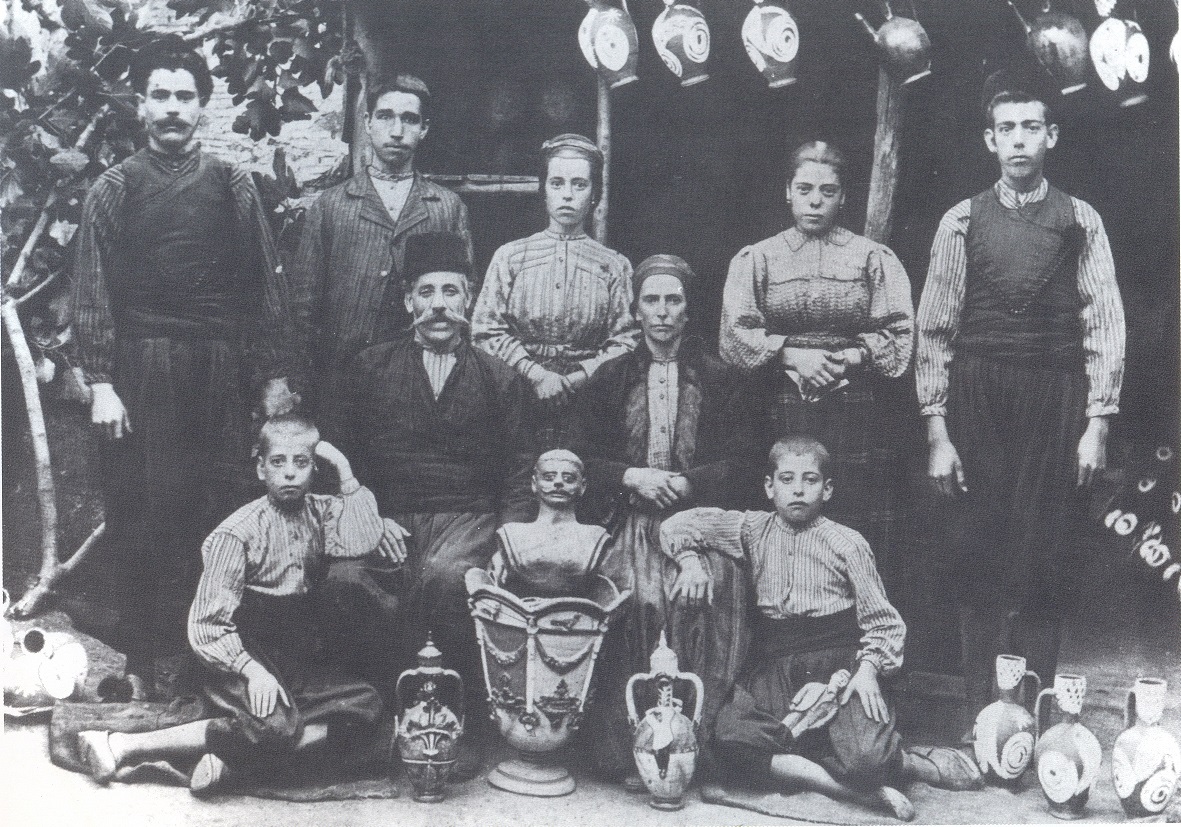 Οικογένεια Νίκου Κουρτζή (γύρω στο 1900)